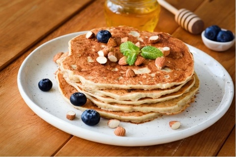 Amandel pannenkoekjes Recept amandel pannenkoekjes - gezond ontbijt