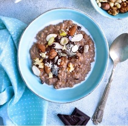 Choco quinoapap met hazelnoten Gezond en lekker ontbijt choco quinoapap met hazelnoten